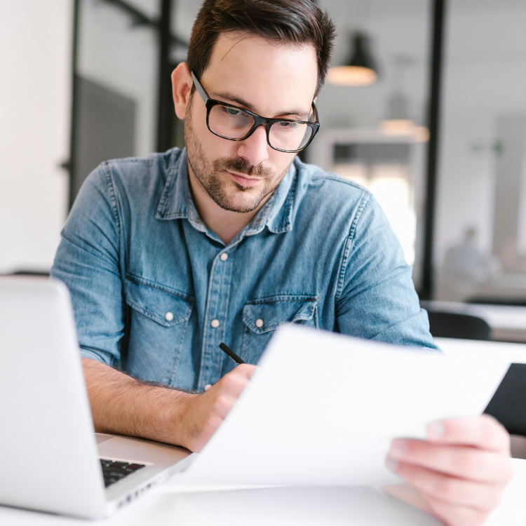 Los clientes autónomos y pymes podrán suspender temporalmente el suministro de electricidad o contratar ofertas alternativas con el mismo comercializador.