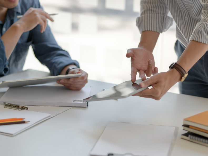 Desde este momento CHC Energía enviará vía email el arte final en formato digital de los talonarios a las delegaciones comerciales al principio de cada trimestre, para cumplimentar e imprimir si fuera necesario desde 
la delegación con mayor autonomía y agilidad.