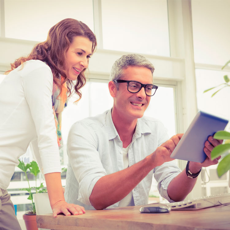 El pasado jueves 23 de julio, enviamos una campaña de emailing sobre el Área de Clientes de CHC Energía, con el fin de conseguir dos objetivos.