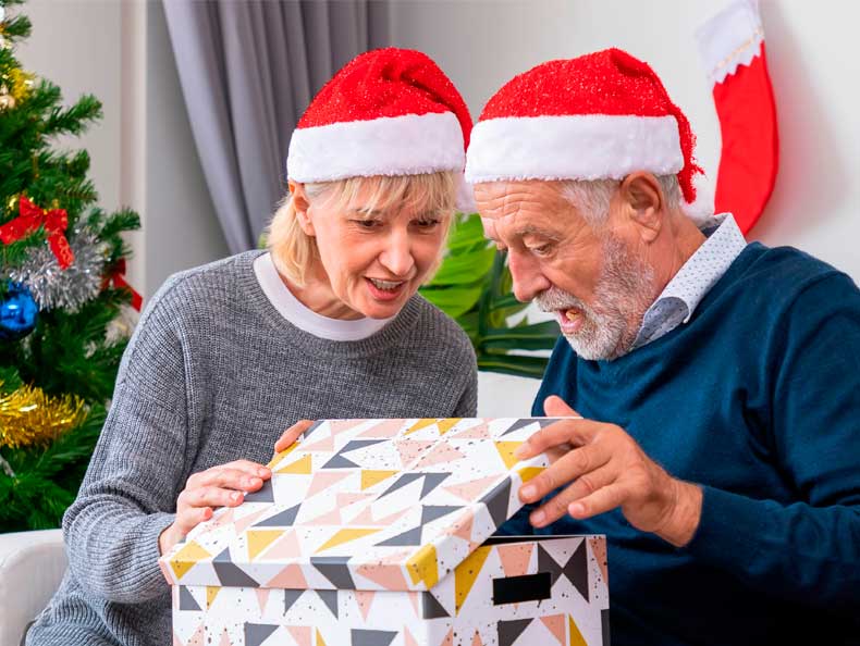 La plantilla de la oficina de CHC Energía Madrid nos hemos debido de portar muy bien en el año 2020, ya que, han llegado por sorpresa y de manera anticipada los Reyes Magos.