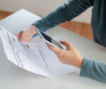 Con la finalidad de mejorar la experiencia de los clientes de CHC Energía, hemos renovado la imagen y el diseño de las facturas de luz y gas.