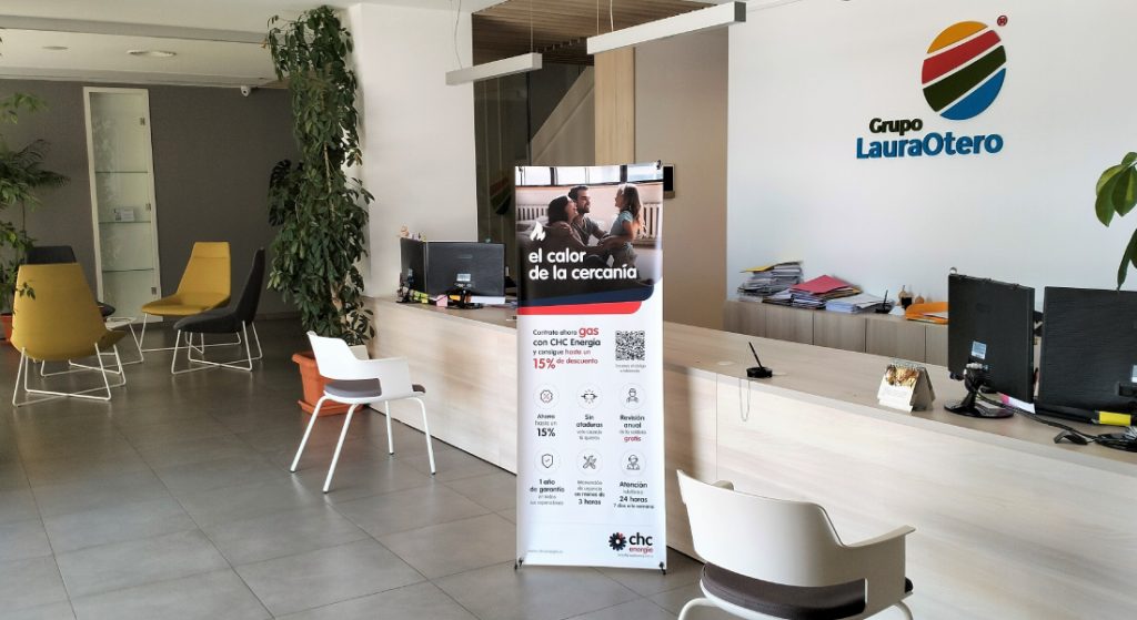 Entrevistamos al equipo de Atención al Cliente de la delegación comercial Laura Otero S.A., para conocer de cerca su actividad familiar en el mercado eléctrico desde 1902.